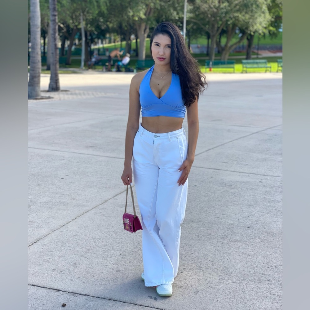 Wide leg jeans 🤍